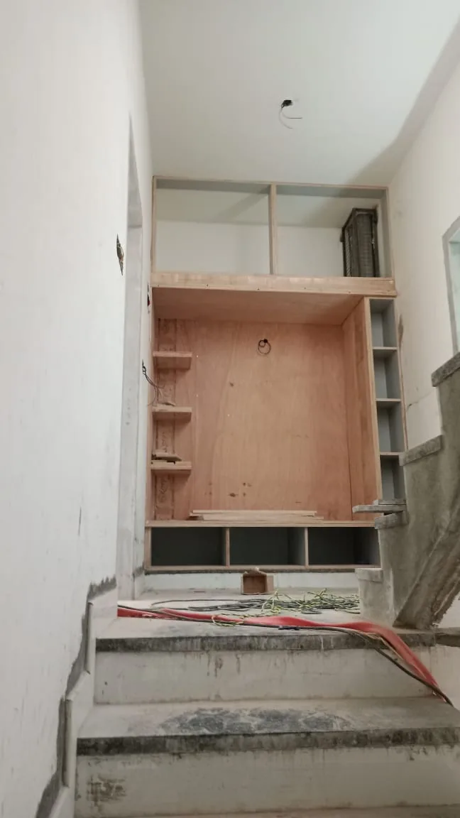 On-site work: Plywood carcass joinery framing during on-site execution